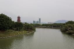 湖-塔.jpg